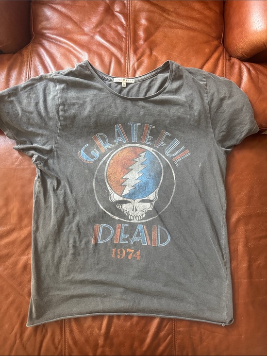 Junk Food Clothing Tops - Junk Food Clothing Charcoal Grateful Dead 1974 Kids Tee with Red & Blue Logo